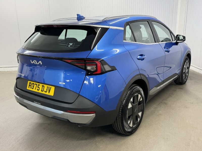 2025 (75) KIA SPORTAGE 1.6T GDi HEV Pure 5dr Auto 5322863