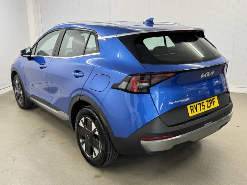 2025 (75) KIA SPORTAGE 1.6T GDi HEV Pure 5dr Auto 5325066