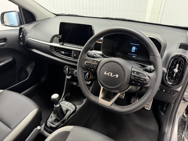 2025 (25) KIA PICANTO 1.0 GT-Line 5dr 5333551