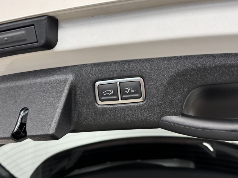 2025 (25) KIA SORENTO 1.6 T-GDi HEV 3 5dr Auto 5330536