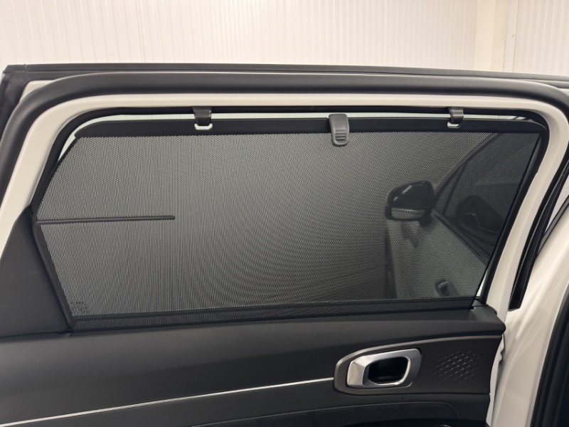 2025 (25) KIA SORENTO 1.6 T-GDi HEV 3 5dr Auto 5330538