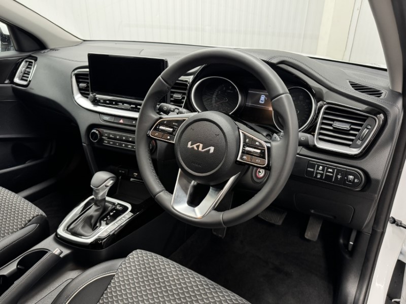 2025 (75) KIA XCEED 1.0T GDi ISG 113 Pure 5dr 5331075