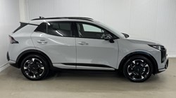 2025 (75) KIA SPORTAGE 1.6T GDi HEV GT-Line S 5dr Auto 5358195