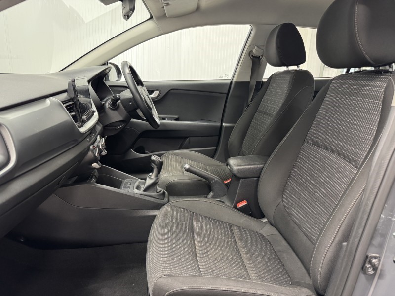 2021 (21) KIA STONIC 1.0T GDi 99 2 5dr 5371052