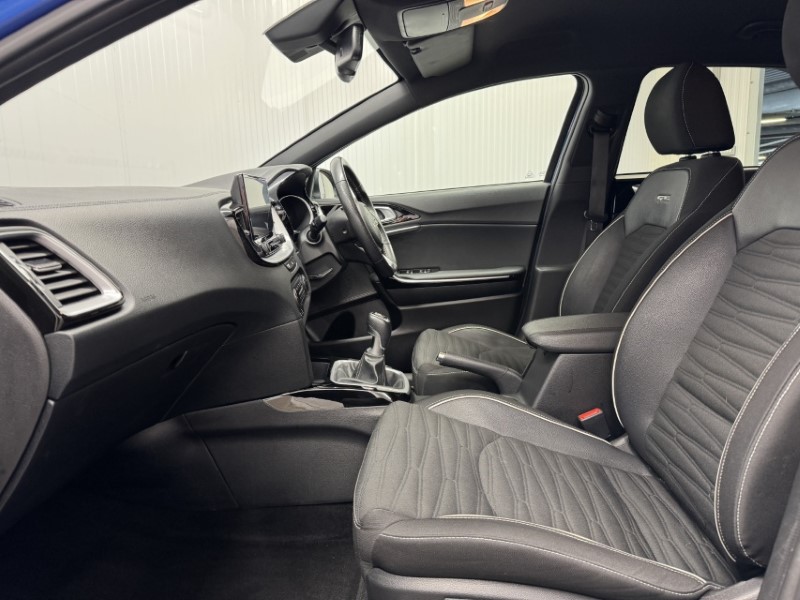 2022 (72) KIA CEED 1.5T GDi ISG GT-Line 5dr 5351921