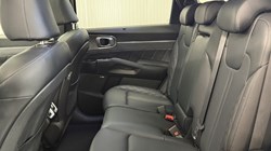 2023 (23) KIA SORENTO 1.6 T-GDi HEV Edition 5dr Auto 5438066