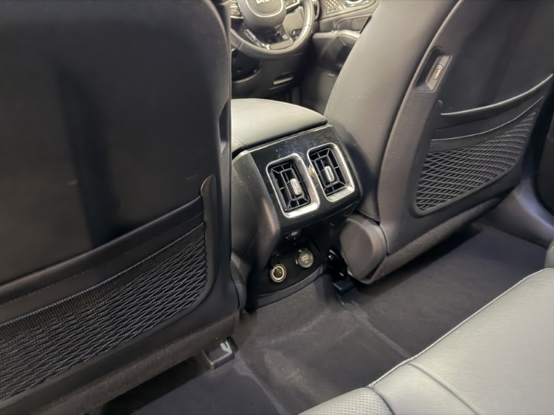 2023 (23) KIA SORENTO 1.6 T-GDi HEV Edition 5dr Auto 5438069