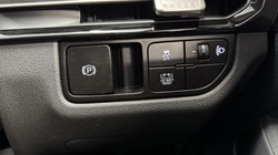 2025 (75) KIA SPORTAGE 1.6T GDi HEV Pure 5dr Auto 5375398