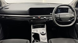 2025 (75) KIA SPORTAGE 1.6T GDi HEV Pure 5dr Auto 5375404