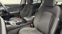 2025 (75) KIA SPORTAGE 1.6T GDi HEV Pure 5dr Auto 5375406