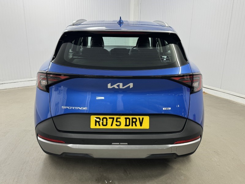 2025 (75) KIA SPORTAGE 1.6T GDi HEV Pure 5dr Auto 5375401