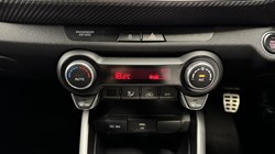 2024 (24) KIA STONIC 1.0T GDi 48V 98 GT-Line S 5dr 5383086