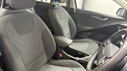2022 (72) KIA NIRO 1.6 GDi Hybrid 2 5dr DCT 5419638