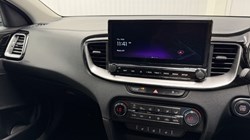 2025 (25) KIA XCEED 1.5T GDi ISG 138 3 5dr DCT 5405467