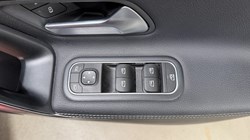 2019 (19) MERCEDES-BENZ A CLASS A200 Sport 5dr Auto 5442286