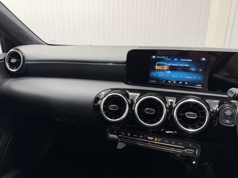 2019 (19) MERCEDES-BENZ A CLASS A200 Sport 5dr Auto 5442287