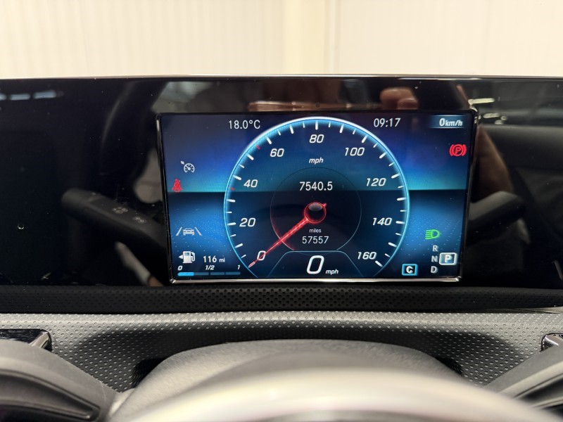 2019 (19) MERCEDES-BENZ A CLASS A200 Sport 5dr Auto 5442307