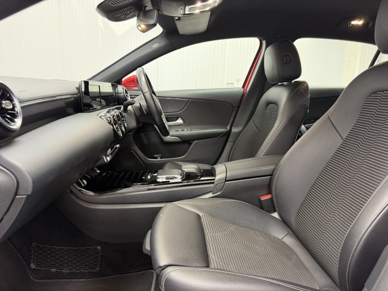 2019 (19) MERCEDES-BENZ A CLASS A200 Sport 5dr Auto 5442283