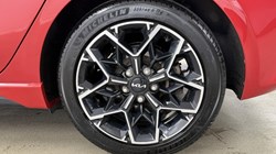 2024 (24) KIA CEED 1.5T GDi ISG GT-Line 5dr 5441414