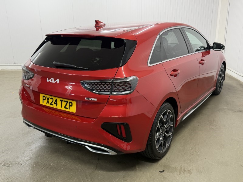 2024 (24) KIA CEED 1.5T GDi ISG GT-Line 5dr 5441419