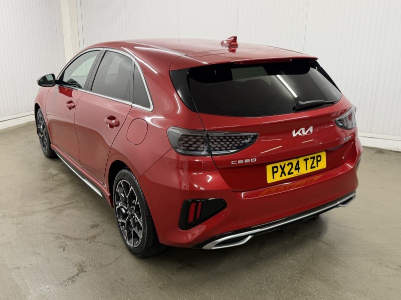 2024 (24) KIA CEED 1.5T GDi ISG GT-Line 5dr 5441415