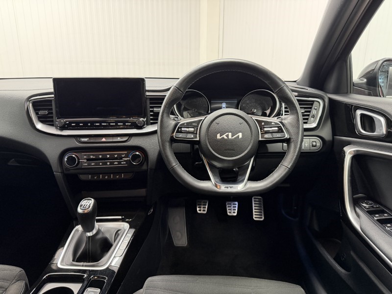 2024 (24) KIA CEED 1.5T GDi ISG GT-Line 5dr 5441422