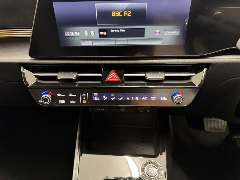 2025 (25) KIA NIRO 1.6 GDi 127 Hybrid 3 5dr DCT 5427304