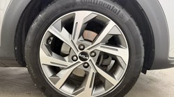 2024 (24) KIA STONIC 1.0T GDi 99 GT-Line 5dr 5439081