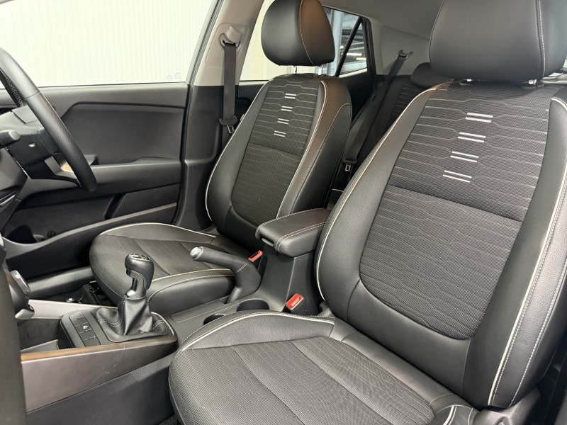 2024 (24) KIA STONIC 1.0T GDi 99 GT-Line 5dr 5439079