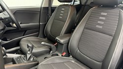 2024 (24) KIA STONIC 1.0T GDi 99 GT-Line 5dr 5439079