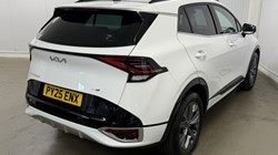 2025 (25) KIA SPORTAGE 1.6T GDi 207 HEV GT-Line S 5dr Auto 5436464