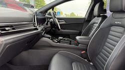 2025 (25) KIA SPORTAGE 1.6T GDi 207 HEV GT-Line S 5dr Auto 5436767