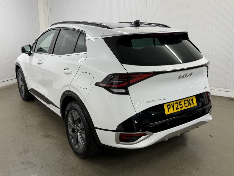 2025 (25) KIA SPORTAGE 1.6T GDi 207 HEV GT-Line S 5dr Auto 5436460