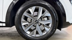 2025 (25) KIA SPORTAGE 1.6T GDi 207 HEV GT-Line S 5dr Auto 5436501