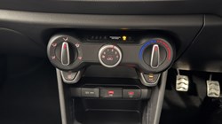 2025 (75) KIA PICANTO 1.0 67 GT-Line 5dr 5435328