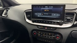 2025 (25) KIA CEED 1.5T GDi ISG 138 GT-Line 5dr 5481058