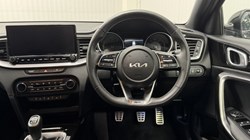 2025 (25) KIA CEED 1.5T GDi ISG 138 GT-Line 5dr 5481056
