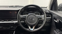 2020 (20) KIA NIRO 1.6 GDi PHEV 3 5dr DCT 5461682