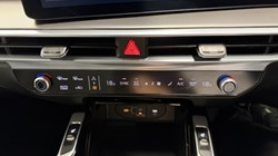 2025 (25) KIA SORENTO 1.6 T-GDi HEV 2 5dr Auto 5474971