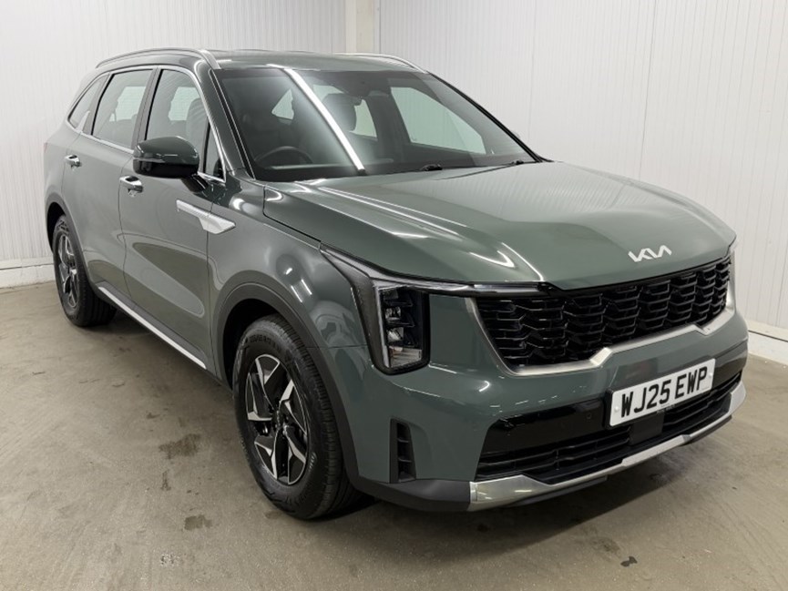 2025 (25) KIA SORENTO 1.6 T-GDi HEV 2 5dr Auto