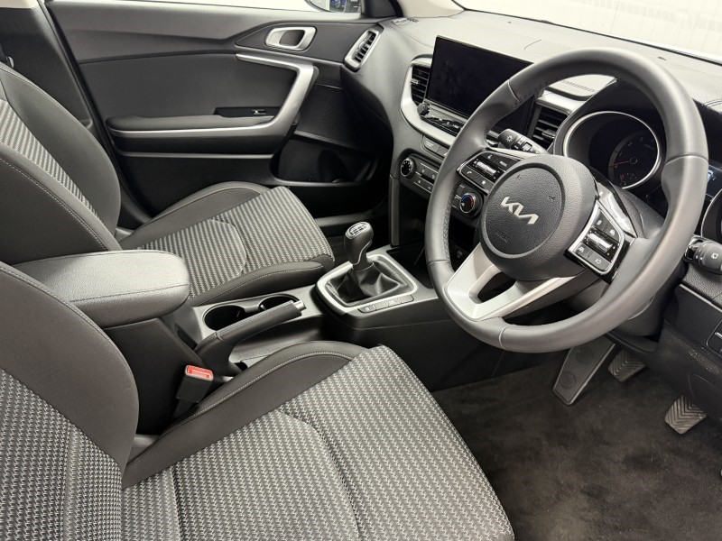 2023 (23) KIA CEED 1.5T GDi ISG 138 2 5dr 5485273