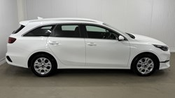 2023 (23) KIA CEED 1.5T GDi ISG 138 2 5dr 5485293