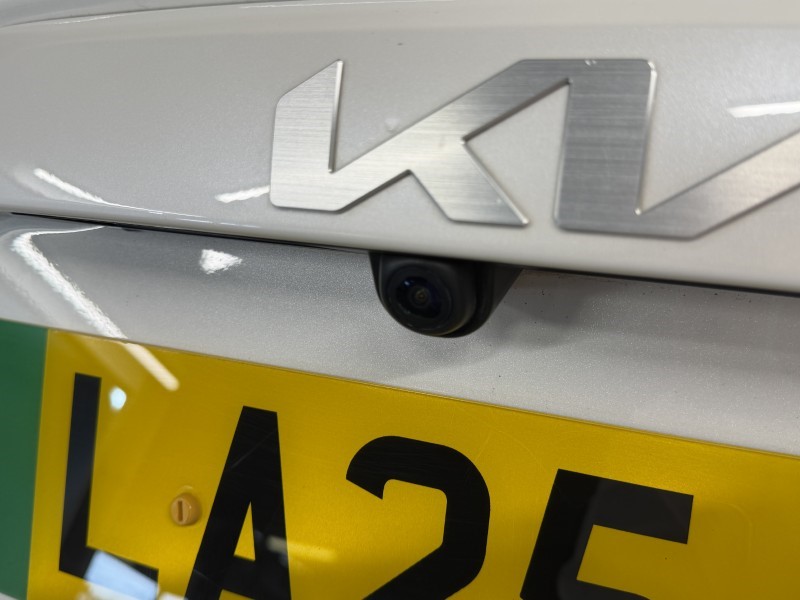 2025 (25) KIA NIRO 150kW 3 65kWh 5dr Auto 5503612