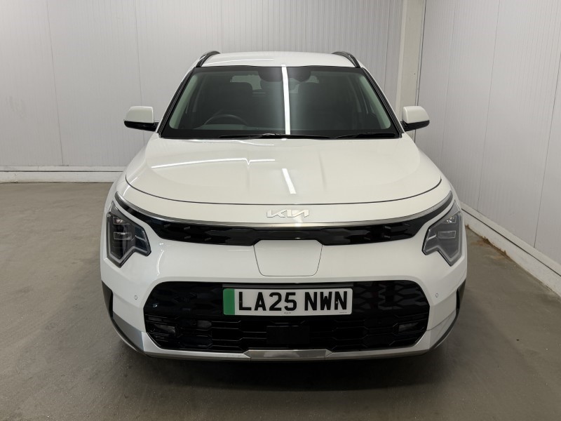 2025 (25) KIA NIRO 150kW 3 65kWh 5dr Auto 5503646