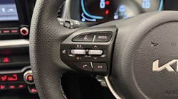 2025 (25) KIA STONIC 1.0T GDi 48V 98 GT-Line S 5dr DCT 5523489