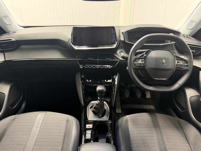 2021 (71) PEUGEOT 2008 1.2 PureTech 130 Allure Premium 5dr 5548287