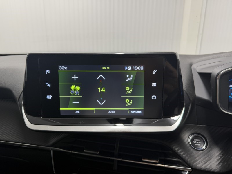 2021 (71) PEUGEOT 2008 1.2 PureTech 130 Allure Premium 5dr 5548291
