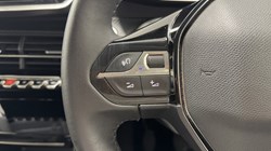 2021 (71) PEUGEOT 2008 1.2 PureTech 130 Allure Premium 5dr 5548302