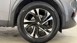 2021 (71) PEUGEOT 2008 1.2 PureTech 130 Allure Premium 5dr 5548309