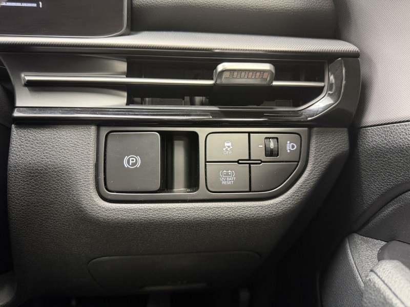 2025 (75) KIA SPORTAGE 1.6T GDi HEV Pure 5dr Auto 5539421